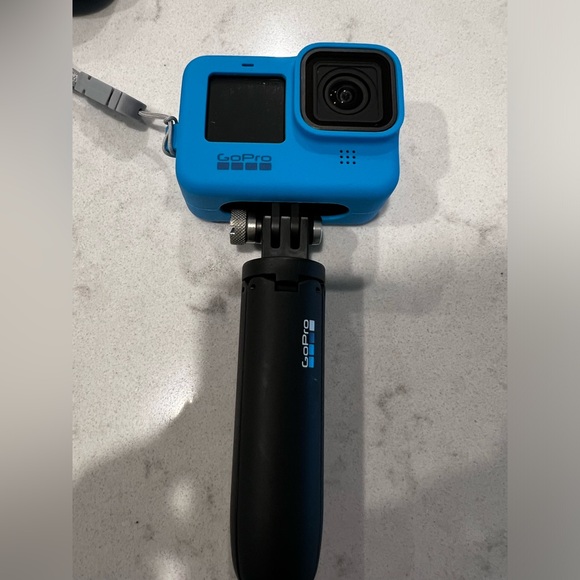 HERO 11 Black Go Pro and Accessories Bundle - Picture 3 of 6